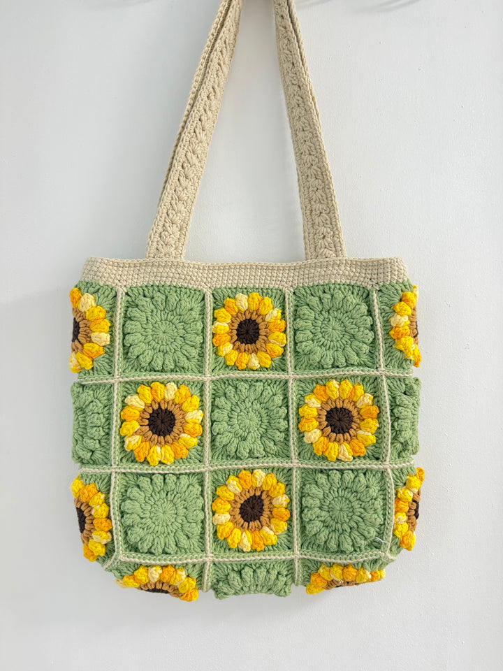 Handmade Sunflower Crochet Tote – Green & Beige Granny Square Bag – Cottagecore Summer Shoulder Bag