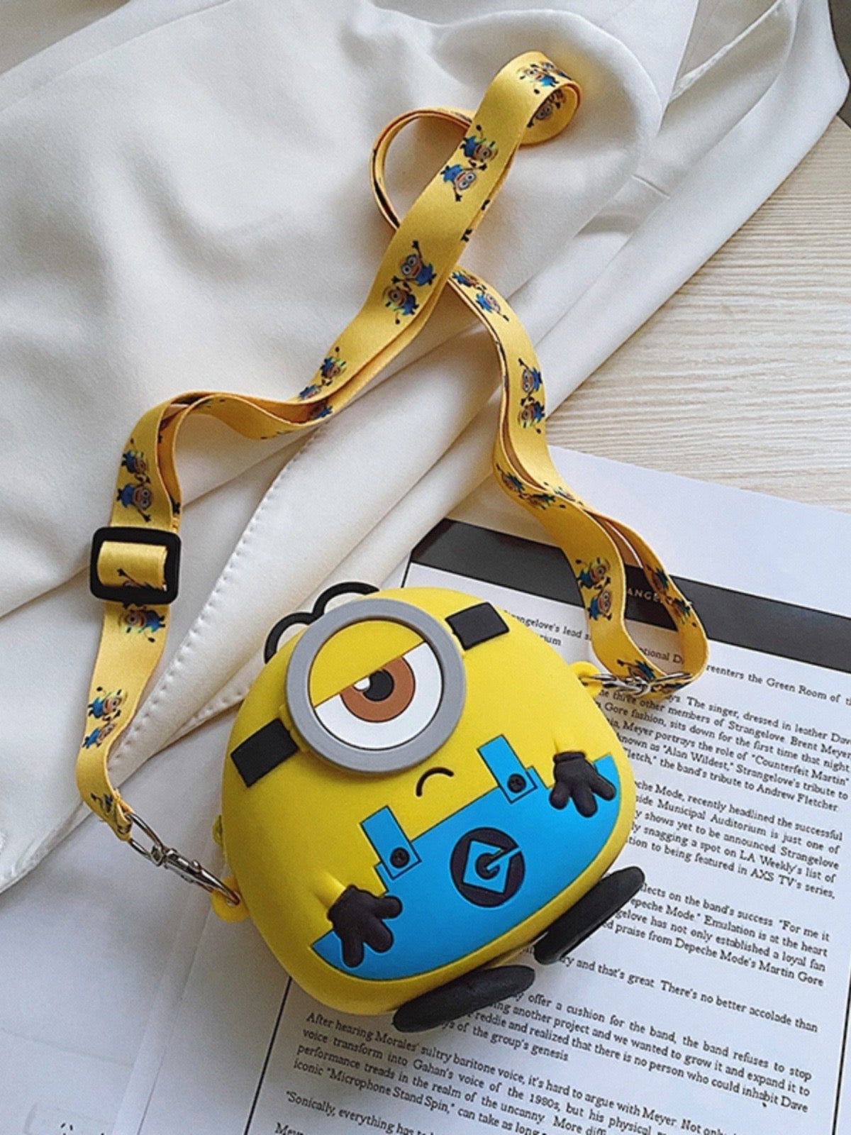 Minion Crossbody Bag - CBG0004