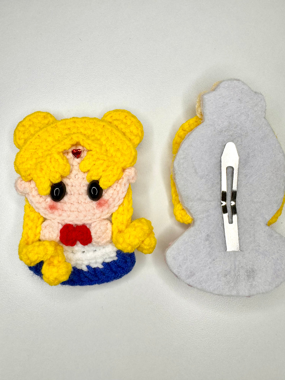 Crochet Sailor Moon HairClip - HC0002 - CuteCraftsWorld