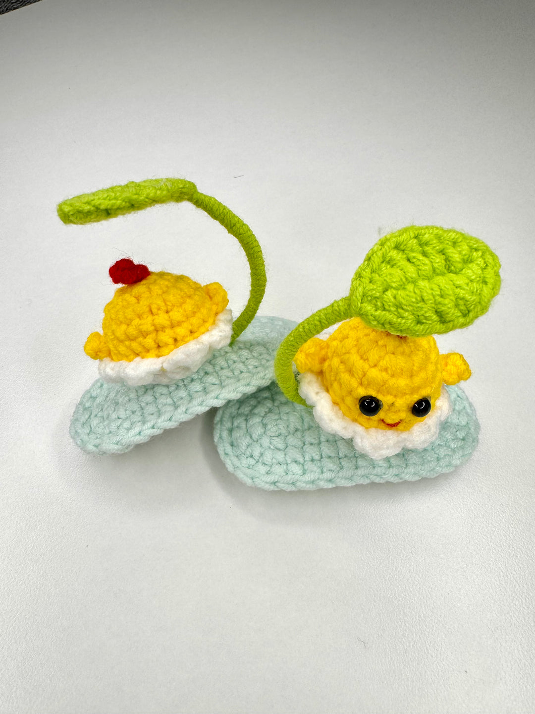 3D Crochet Little Chicken HairClip - HC0004 - CuteCraftsWorld