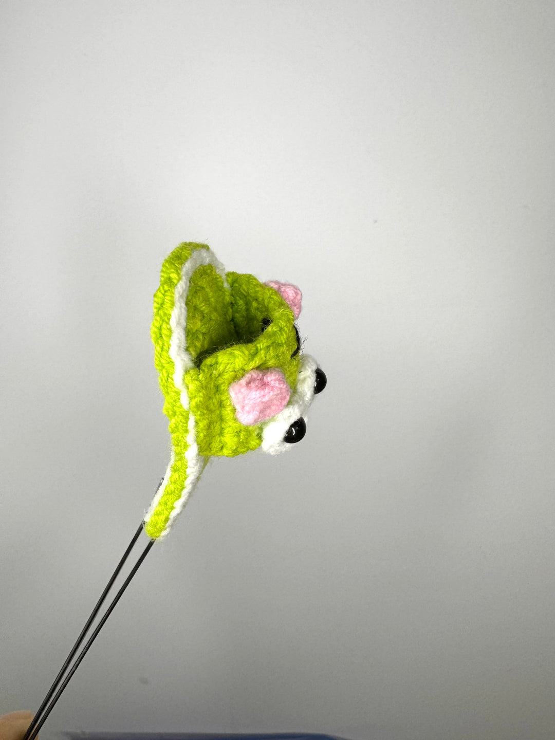 3D Crochet Frog HairClip - HC0007 - CuteCraftsWorld