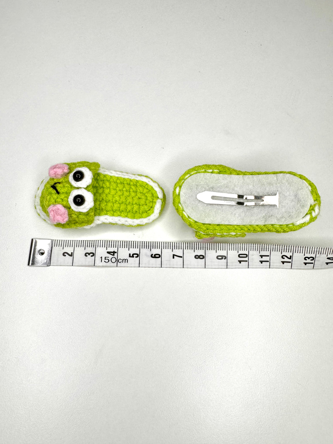 3D Crochet Frog HairClip - HC0007 - CuteCraftsWorld