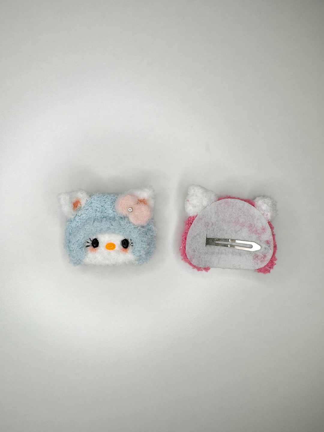 3D Crochet Hello Kitty HairClip - HC0010 - CuteCraftsWorld