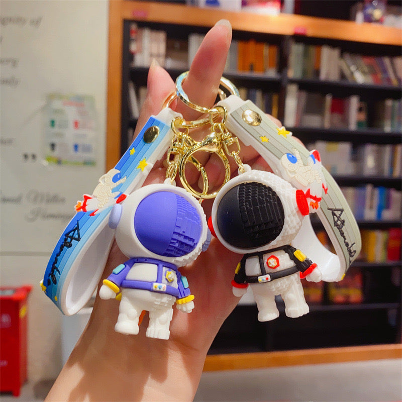 3D Astronaut Keychain - KC0029 - CuteCraftsWorld