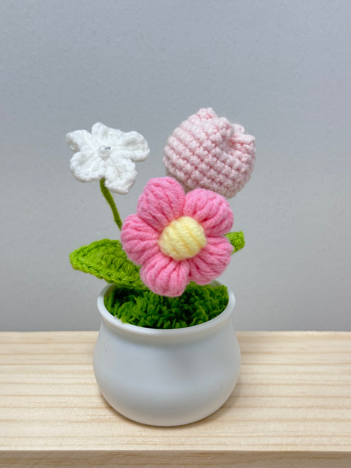 Handmade Strawberry Crochet Potted Flowers - PP0017 - CuteCraftsWorld