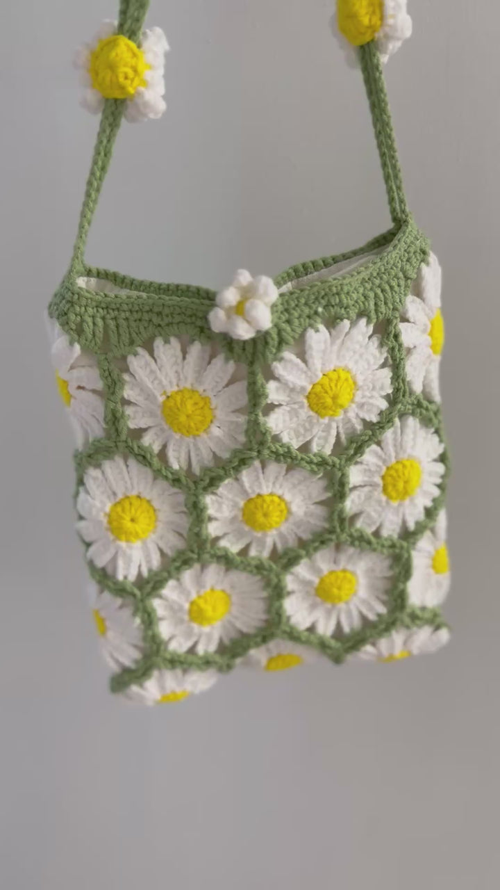 Handmade Daisy Field Crochet Bag – White & Yellow Flower Crossbody with Green Trim – Spring Cottagecore Purse