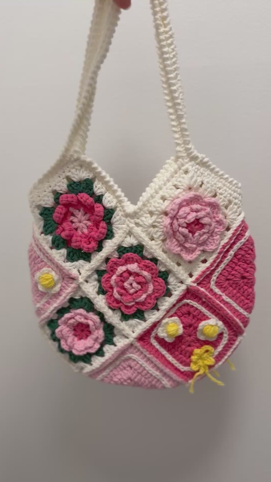 Handmade Crochet Flower Shoulder Bag – Vintage Granny Square Tote – Pink & White Yarn Purse
