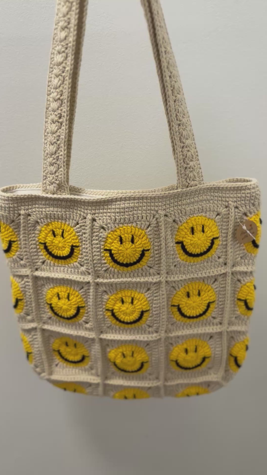 Handmade Crochet Smiley Face Tote – Yellow & Beige Granny Square Bag – Happy Vibes Everyday Purse