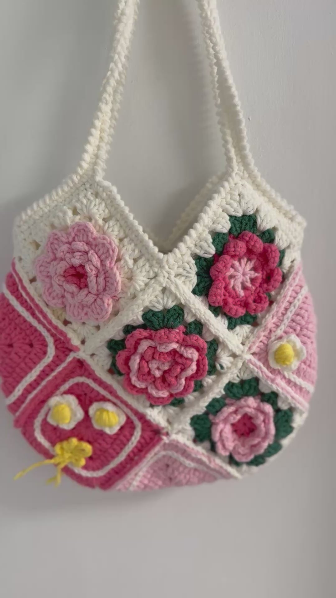 Handmade Crochet Flower Shoulder Bag – Vintage Granny Square Tote – Pink & White Yarn Purse